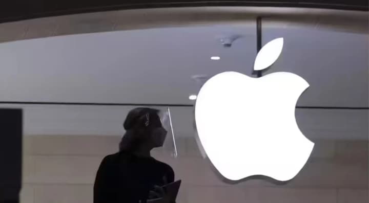 myta-trampa-zbilshuiut-vartist-novykh-iphone-vpershe-za-5-rokiv-vartist-produktsii-apple-mozhe-istotno-pidvyshchytys