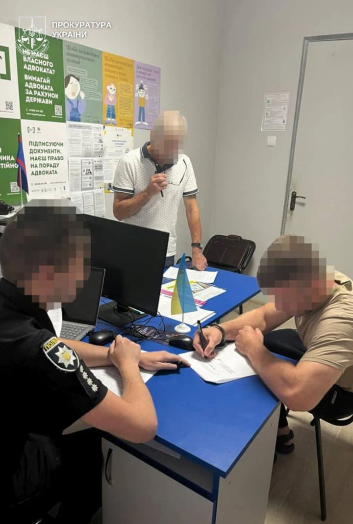 murder-of-two-lyceum-students-in-vinnytsia-region-23-year-old-teacher-declared-suspect