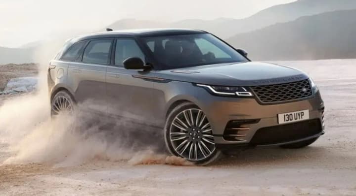 jaguar-land-rover-pidtverdyv-vykradennia-danykh-kliientiv-pislia-kiberataky