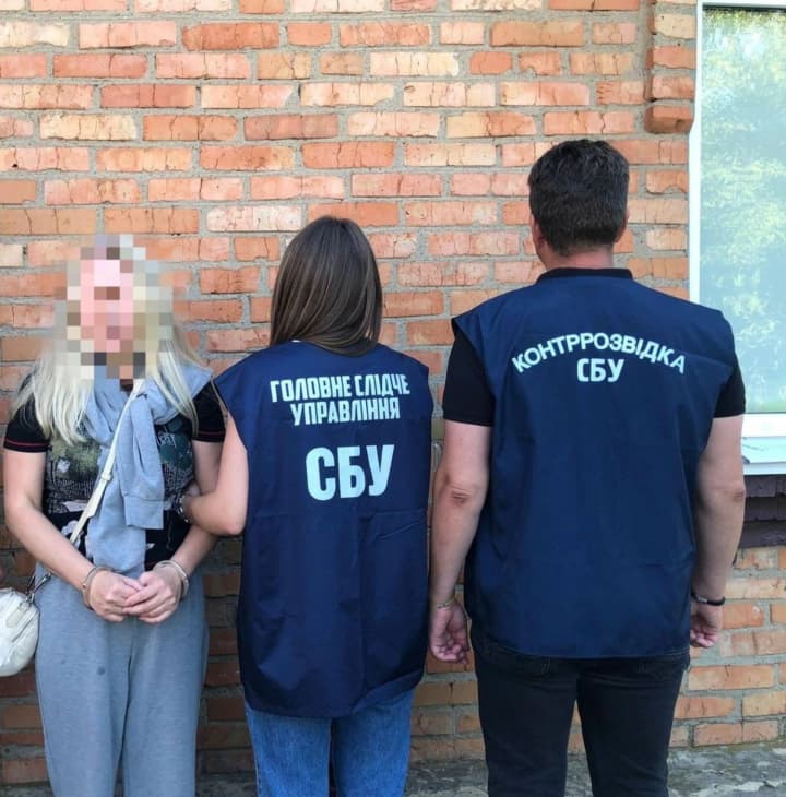 v-kieve-fiktivno-iz-muzhchin-delali-prepodavatelei-chtobi-zabronirovat-ikh-organizator-i-yego-soobshchniki-zaderzhani