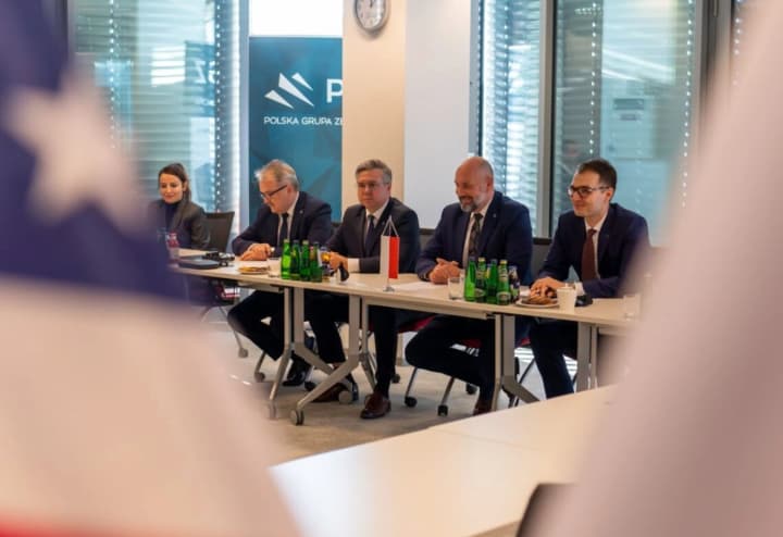 britanskii-oruzheinii-gigant-pomozhet-polshe-v-proizvodstve-tyazhelikh-artilleriiskikh-snaryadov