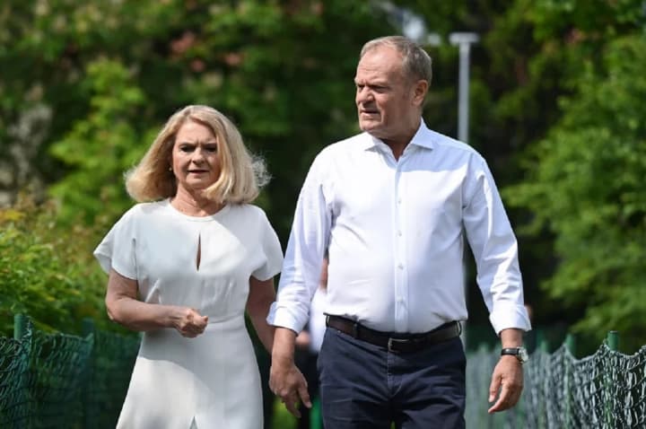 polyak-ugnavshii-avtomobil-semi-premer-ministra-tuska-poluchil-obvineniya