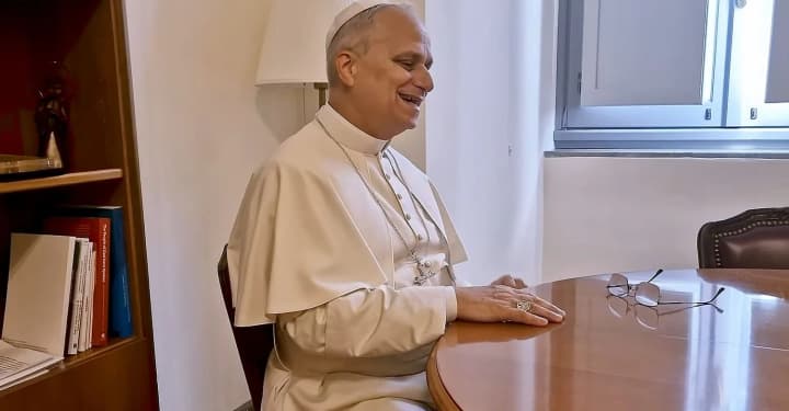 maloimovirno-papa-rymskyi-lev-xiv-rozpoviv-pro-mozhlyvist-poserednytstva-vatykanu-u-viini-rf-proty-ukrainy