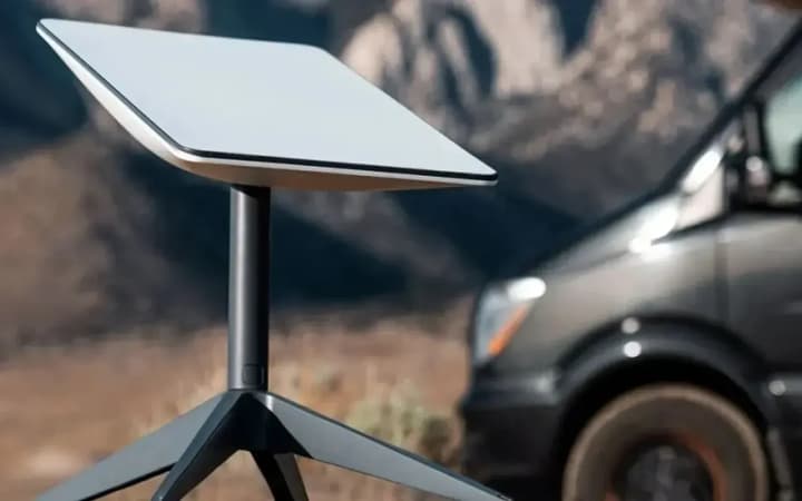 komanduyushchii-sbs-madyar-soobshchil-o-priostanovke-raboti-starlink