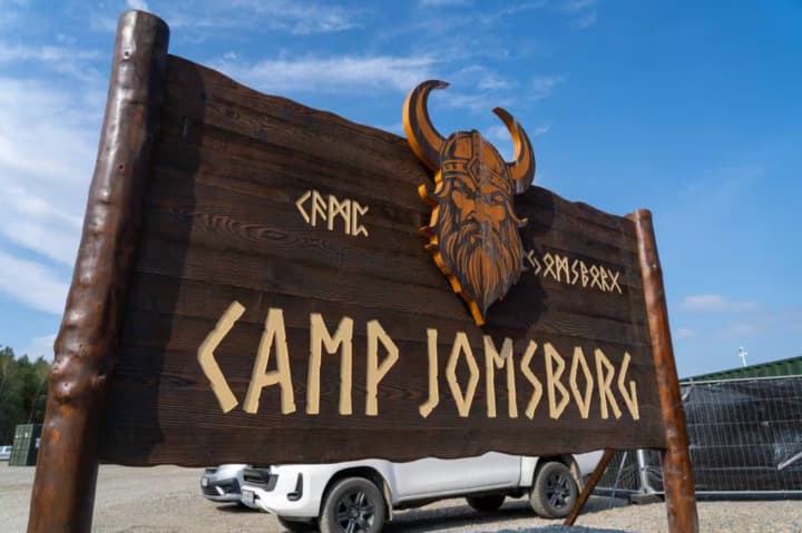 norvegiya-otkrila-v-polshe-odin-iz-krupneishikh-lagerei-dlya-podgotovki-ukrainskikh-voennikh