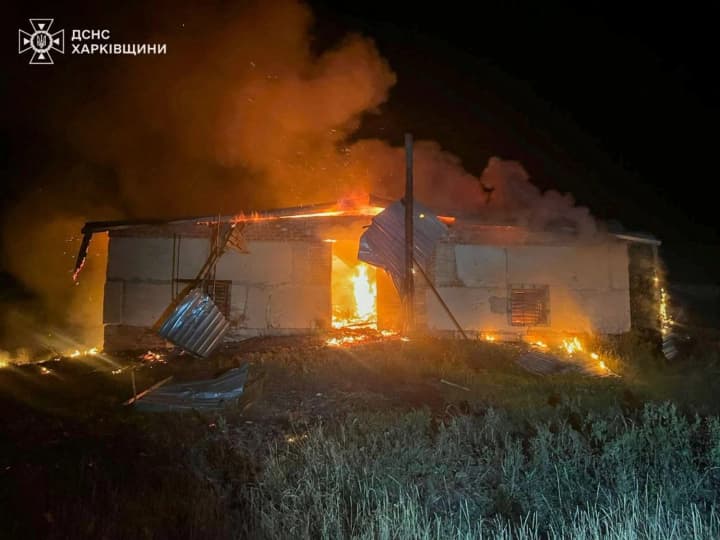 russian-drone-caused-a-large-scale-fire-at-an-agricultural-enterprise-in-kharkiv-region-consequences-shown
