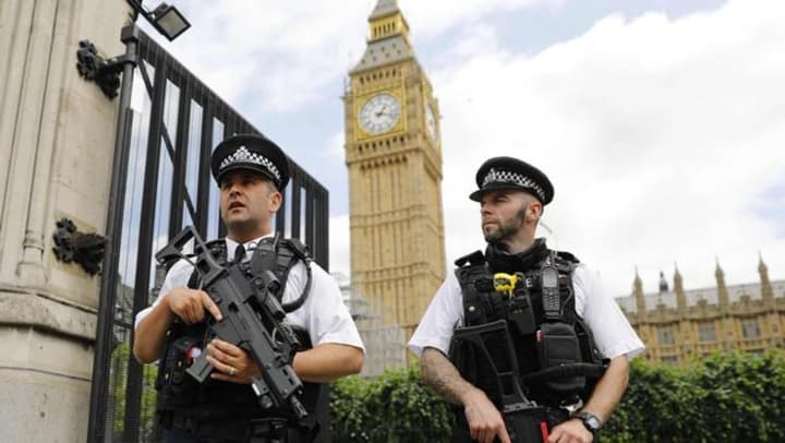 two-men-arrested-in-britain-for-launching-drones-before-trumps-visit