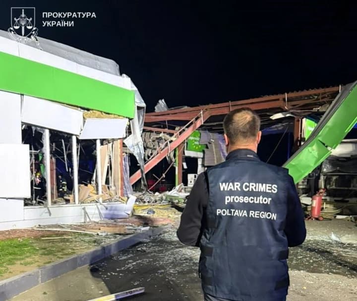 chislo-postradavshikh-ot-ataki-rf-na-azs-v-poltavskoi-oblasti-vozroslo-do-6