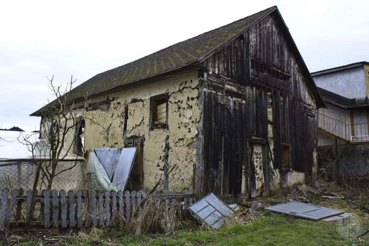 unique-wooden-synagogue-from-zakarpattia-to-be-moved-to-museum-and-restored