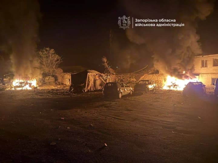 vrag-nanes-pyat-udarov-po-zaporozhyu-povrezhdena-grazhdanskaya-infrastruktura-i-promishlennost