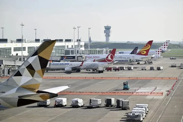 otmena-aviareisov-iz-za-kiberataki-na-aeroporti-v-yevrope-prodolzhaetsya