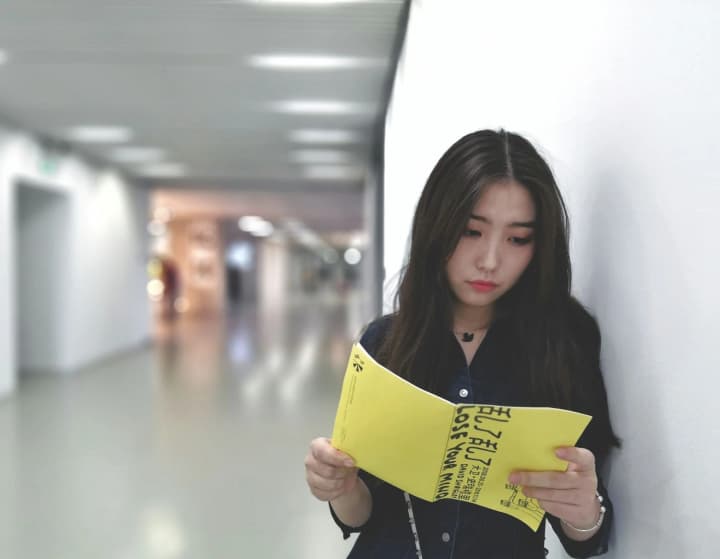 chislo-pribitii-po-studencheskim-vizam-v-ssha-upalo-do-4-letnego-minimuma