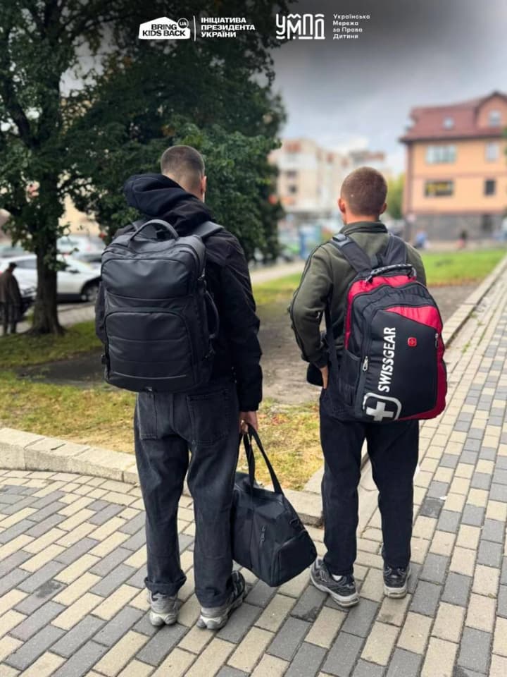 bila-ugroza-prinuditelnogo-priziva-v-armiyu-rf-yeshche-dvukh-ukrainskikh-podrostkov-spasli-iz-okkupatsii