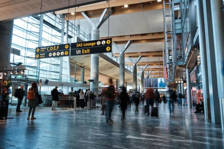 oslo-airport-temporarily-closed-due-to-unknown-drones