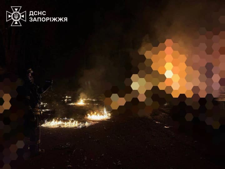 rosiia-atakuvala-zaporizhzhia-vynykla-pozhezha-ye-poshkodzhennia