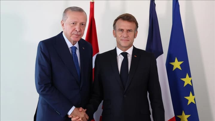 erdohan-i-makron-obhovoryly-spivpratsiu-ta-myrnyi-protses-shchodo-ukrainy