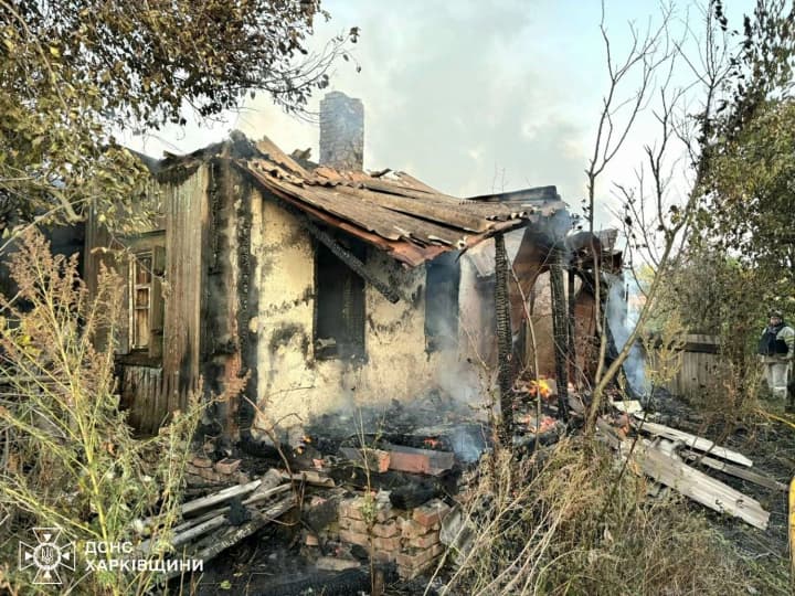 in-kupyansk-district-a-fire-broke-out-in-a-private-house-due-to-a-drone-strike