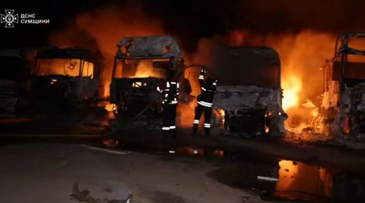 v-sumskoi-oblasti-okkupanti-atakovali-50-naselennikh-punktov-masshtabnii-pozhar-yest-pogibshii-i-ranenii