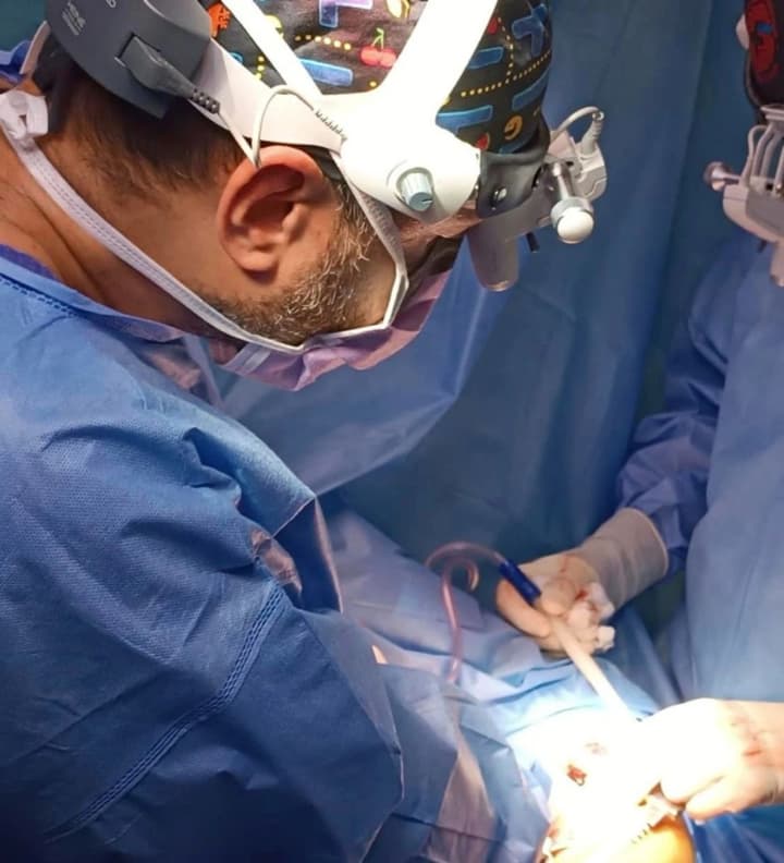 in-lviv-a-schoolgirl-almost-suffocated-due-to-a-pen-cap-doctors-saved-her-life-with-open-surgery