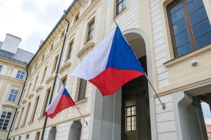 czech-republic-bans-entry-for-russian-diplomats-without-accreditation