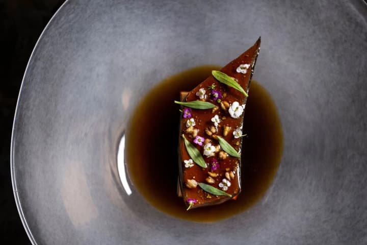 nazvano-50-naikrashchykh-restoraniv-ssha-ta-kanady-v-yakykh-mistakh-vony-roztashovani