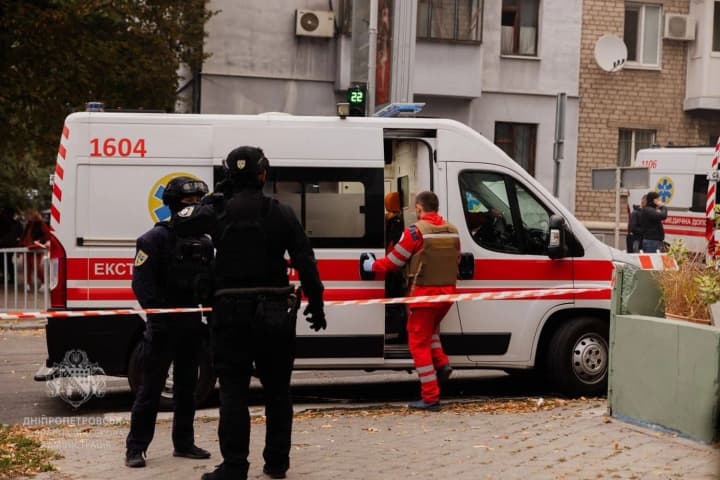 enemy-drone-attack-number-of-injured-in-dnipro-rises-to-28-including-two-children