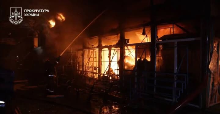 the-enemy-struck-the-largest-market-in-kharkiv-large-scale-destruction-recorded-mayor