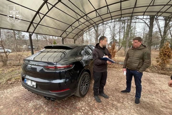 skhematoz-na-bolee-chem-13-mln-grn-eks-top-menedzher-gp-lesa-ukraini-predstanet-pered-sudom