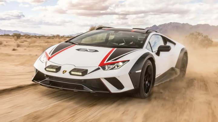 lamborghini-planuie-bilshe-pozashliakhovykh-superkariv