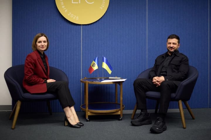 zelenskyi-zustrivsia-iz-sandu-obhovoriuvaly-shliakh-do-yes-ta-torhovelni-vidnosyny