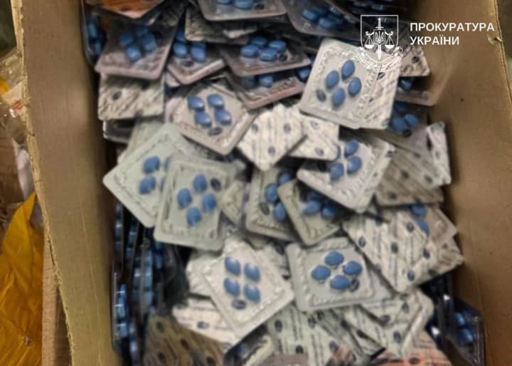 v-kieve-pod-vidom-preparatov-dlya-pokhudeniya-prodavali-psikhotropi-dvukh-uchastnikov-skhemi-zaderzhali