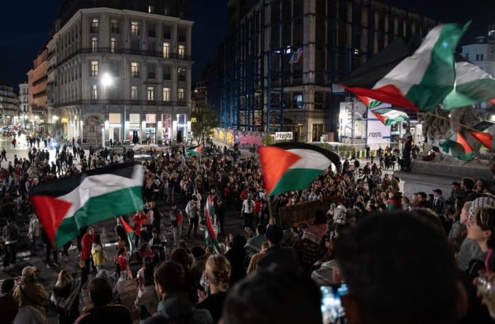 protesty-v-yevropi-blokuvannia-transportu-ta-ruinuvannia-mahazyniv-pislia-perekhoplennia-flotylii-do-hazy