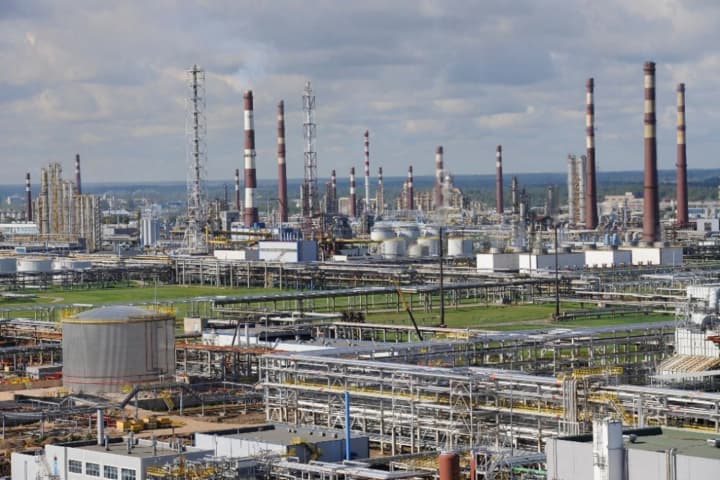 tretia-ataka-za-rik-rosiiski-povstantsi-dopomohly-ukrainskym-biitsiam-urazyty-odyn-z-naibilshykh-npz-u-rf