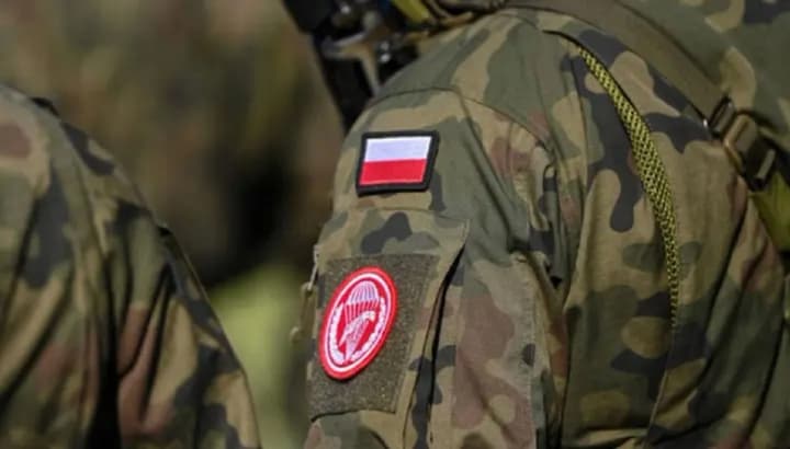 pid-varshavoiu-znaideno-nevidomyi-povitrianyi-obiekt