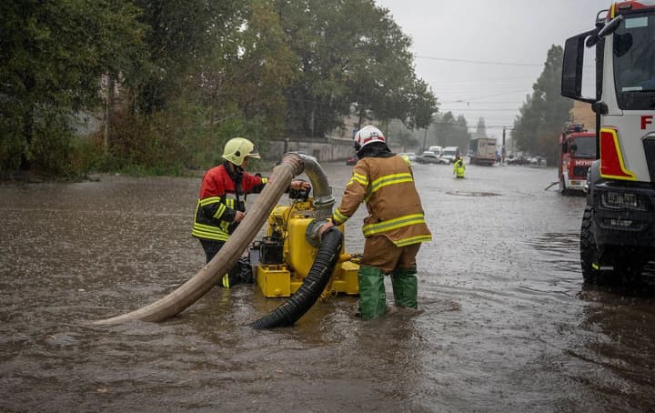 na-odesu-znovu-nasuvaietsia-nehoda-robotodavtsi-maiut-buty-hotovi-perevesty-pratsivnykiv-na-dystantsiiku