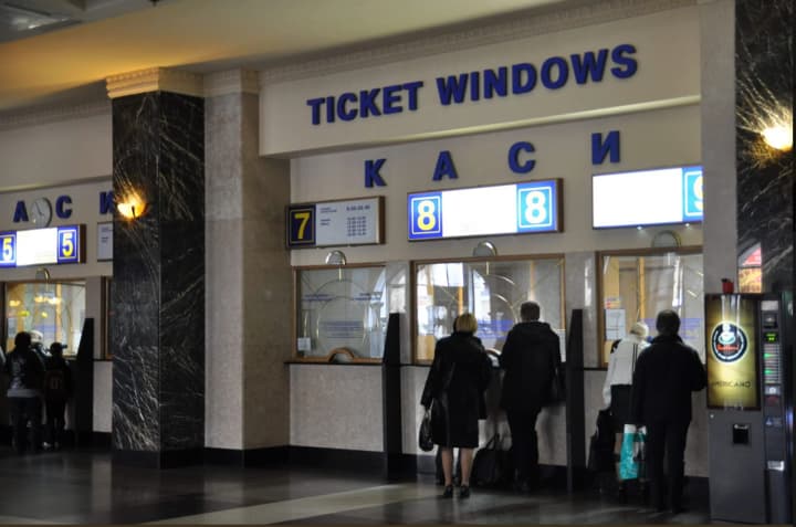 ukrzaliznitsya-otmenila-ryad-poezdov-iz-za-situatsii-s-bezopasnostyu-spisok-reisov