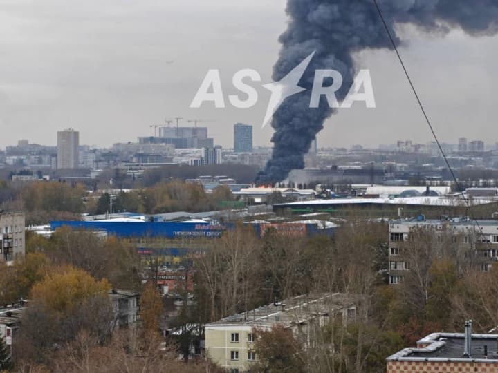 a-fire-broke-out-in-novosibirsk-on-the-territory-of-a-plant-that-supplies-products-to-the-russian-defense-industry