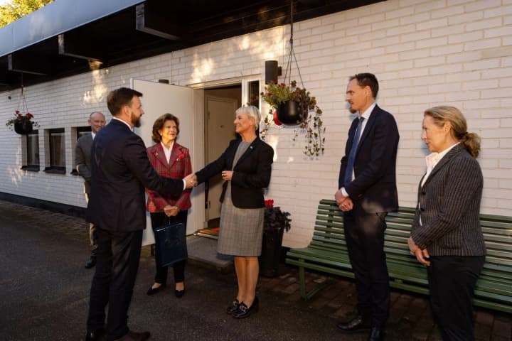 ukraina-pereimaie-shvedskyi-dosvid-aktyvnoho-dovholittia-ta-dohliadu-za-liudmy-z-dementsiieiu