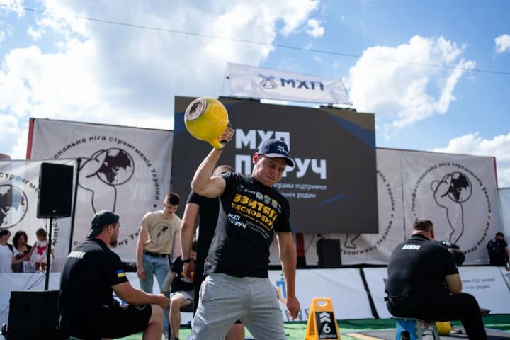 zvytiaha-neskorenykh-u-myronivtsi-veterany-vstanovliat-rekord-ukrainy-iz-invastronhu