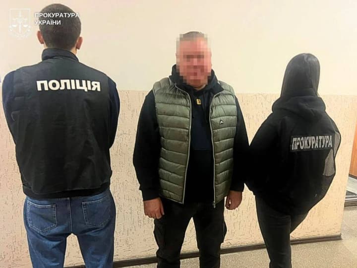 v-odesse-8-chinovnikov-gorsoveta-i-kommunalnikh-uchrezhdenii-poluchili-podozreniya-za-byudzhetnie-makhinatsii