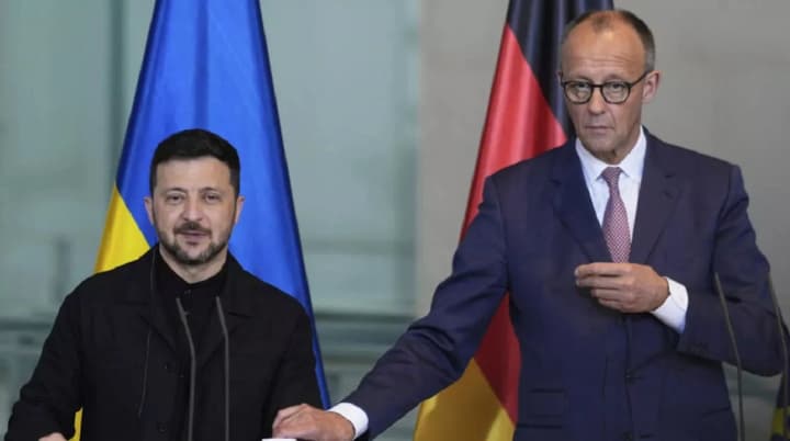 zelenskii-poobshchalsya-s-mertsem-o-chem-shla-rech