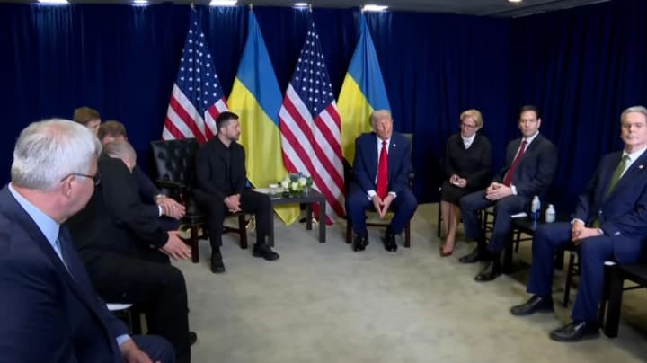 tramp-i-zelenskii-obsudili-postavki-ukraine-dalnoboinikh-raket-tomahawk-smi