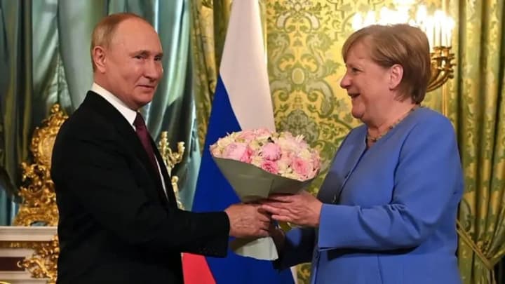 spiegel-merkel-helped-the-russian-army-master-modern-combat-tactics-before-russias-invasion-of-ukraine