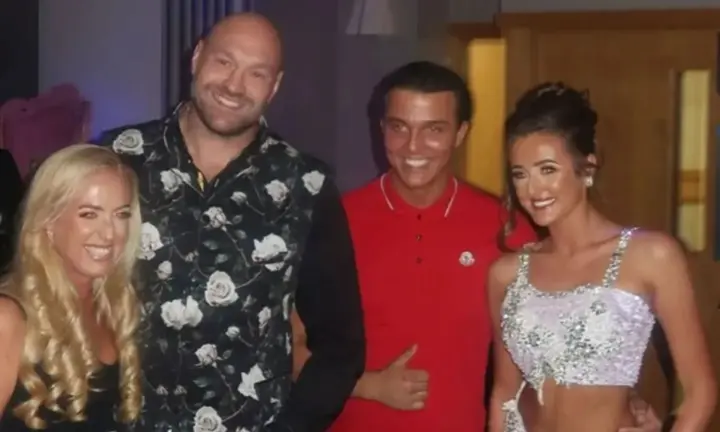 tyson-furys-16-year-old-daughter-got-engaged-paris-fury-defended-her-daughters-choice