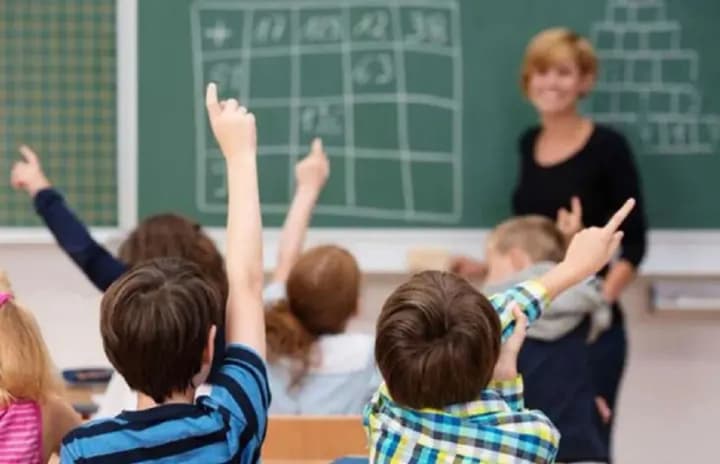 u-lvivskykh-shkolakh-ziavylasia-knopka-dlia-povidomlen-pro-bulinh