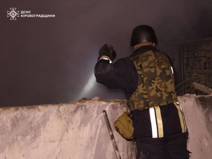 rosiiski-viiska-poshkodyly-obiekty-infrastruktury-kirovohradshchyny-5-naselenykh-punktiv-bez-svitla