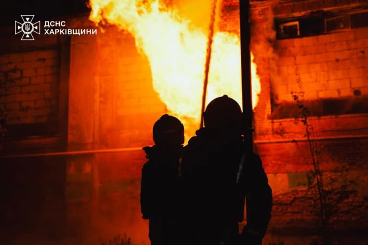 zelenskyi-rosiia-znovu-atakuvala-enerhetyku-i-zaliznytsiu-treba-dostatno-ppo-i-my-rozrakhovuiemo-na-dii-ssha-ta-yevropy