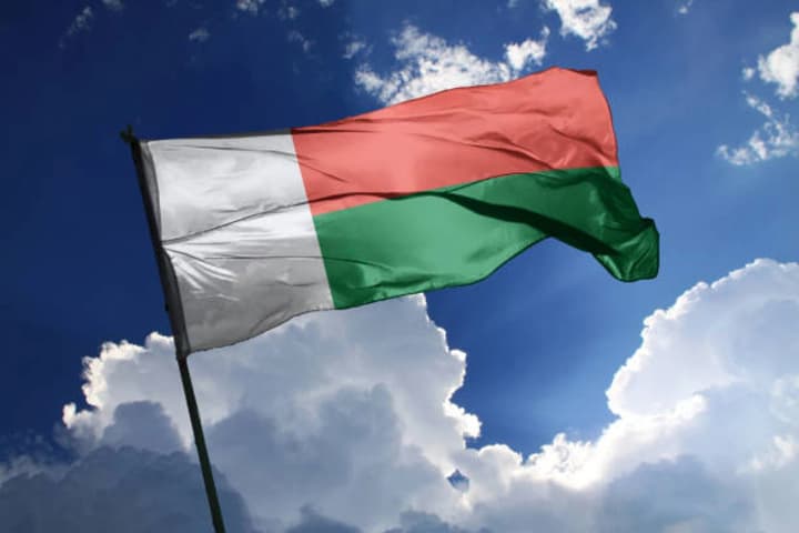 elitnoe-voinskoe-podrazdelenie-na-madagaskare-zayavilo-o-zakhvate-vlasti-smi