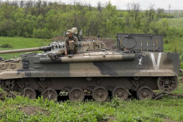 posle-poter-v-ukraine-rossiya-gotovit-masshtabnoe-perevooruzhenie-tankovikh-voisk-vvs