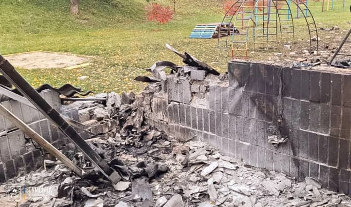 voroh-prytsilno-atakuvav-sumshchynu-poshkodzheno-vokzal-ta-osvitni-zaklady